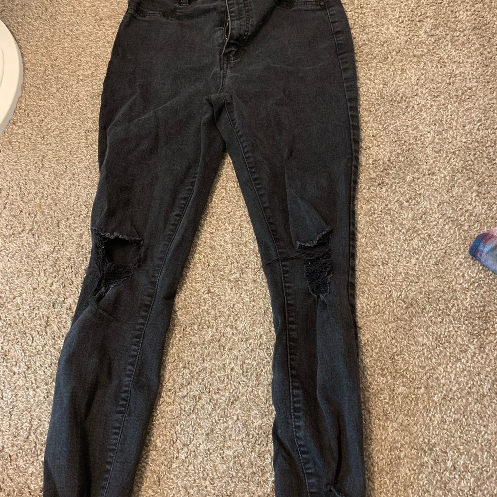 Women’s Black Ripped Jeans